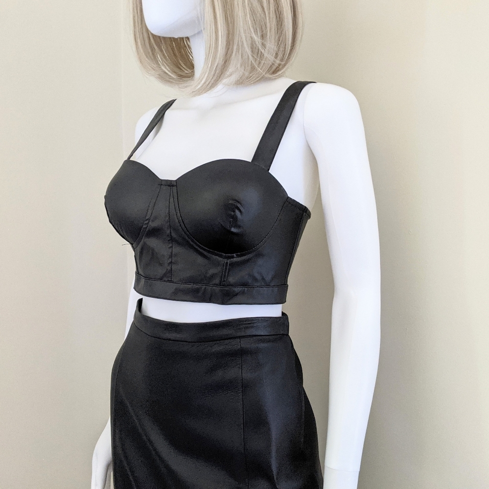 CHARLOTTE RUSSE Black Faux Leather Bustier Top